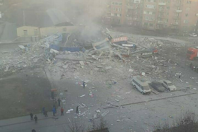vo-vladikavkaze-vzryv-gaza-polnostyu-razrushil-supermarket1