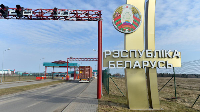 Двери на замок: Беларусь с 1 ноября закрывает границы для иностранцев